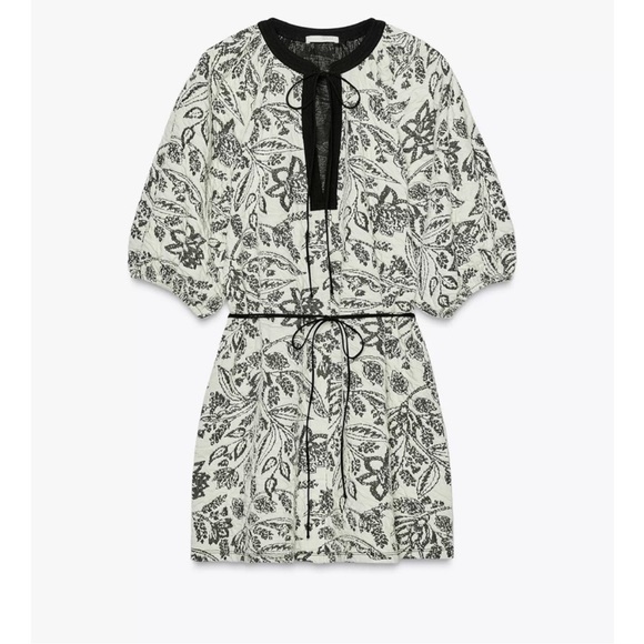 Zara Dresses & Skirts - NWT Zara Black and White Jacquard Floral Dress